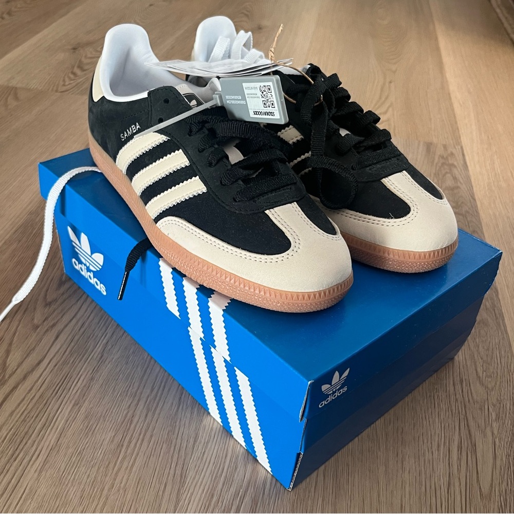 NWT and original box Adidas Sambas Black/White